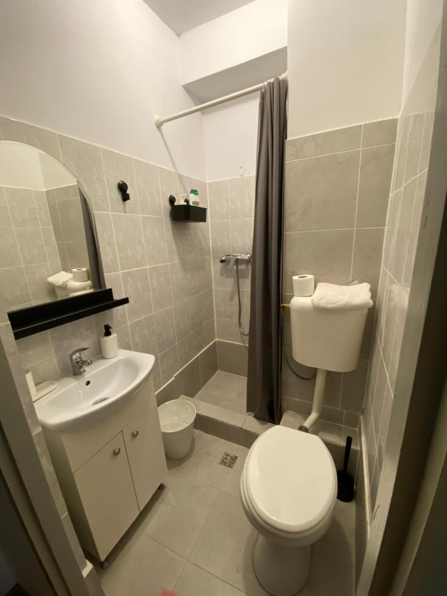 Travellers Rest Homestay *